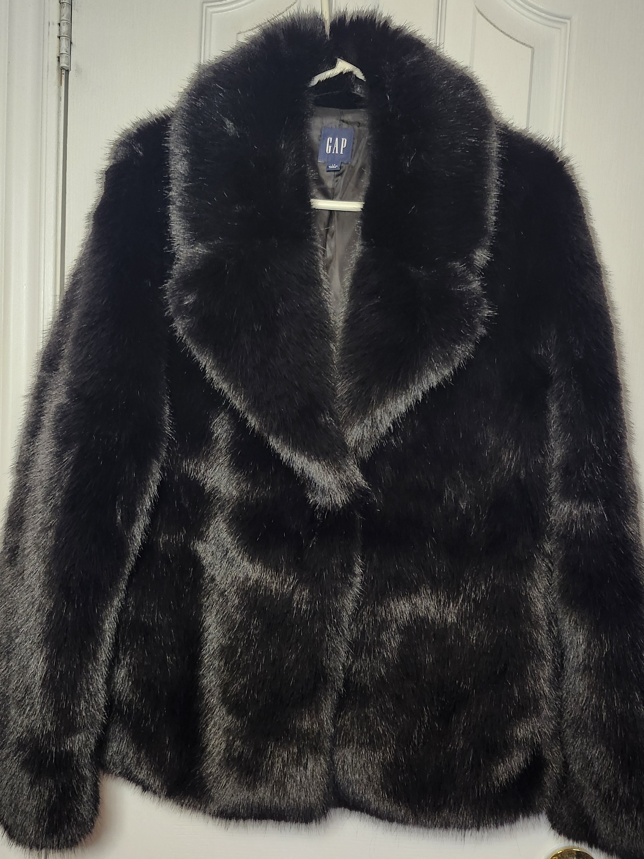 Gap Women's Black Faux-Fur Jacket - Size Large